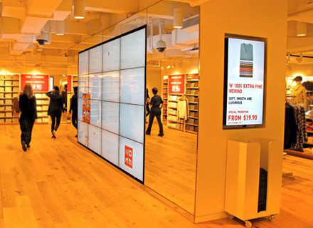 quality 1.7mm Bezel 4k 55inch LG BOE SAMSUNG  LG LCD Video Wall Display 700 Cd/M2  3.5mm  0.88mm factory